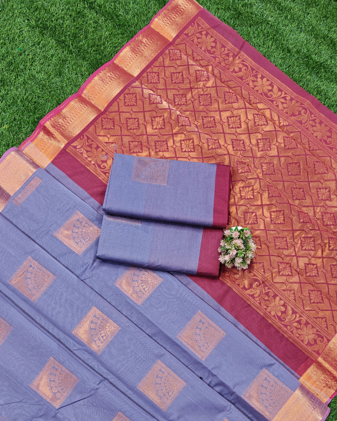 Elegant Cotton Saree with Copper Jari Work